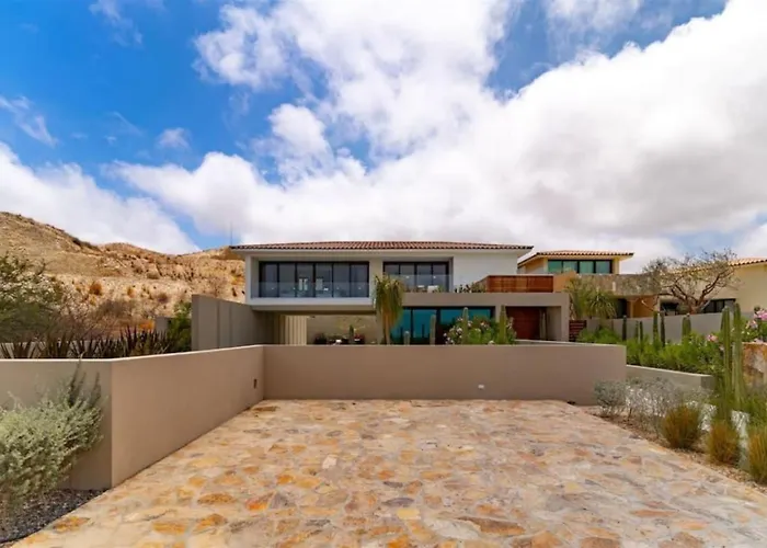 Cozy Lux With Pool And Jacuzzi, Near Golf Course Villa