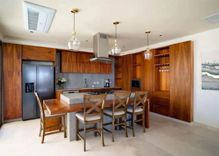 Cozy Lux With Pool And Jacuzzi, Near Golf Course *