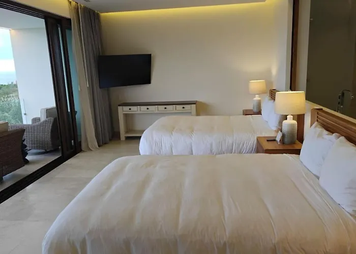 Cozy Lux With Pool And Jacuzzi, Near Golf Course Villa
