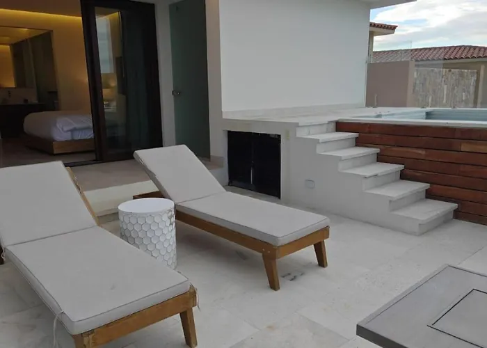 Villa Cozy Lux With Pool And Jacuzzi, Near Golf Course